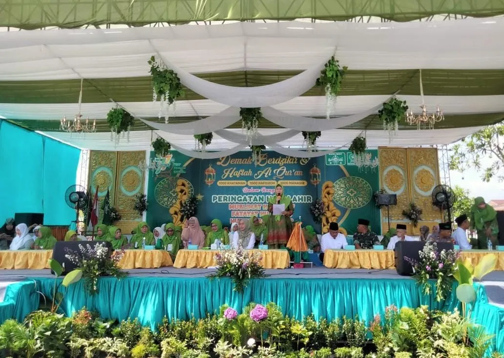 Muslimat NU dan Fatayat NU Demak Gelar Demak Berdzikir dan Haflah Khatmil Qur'an