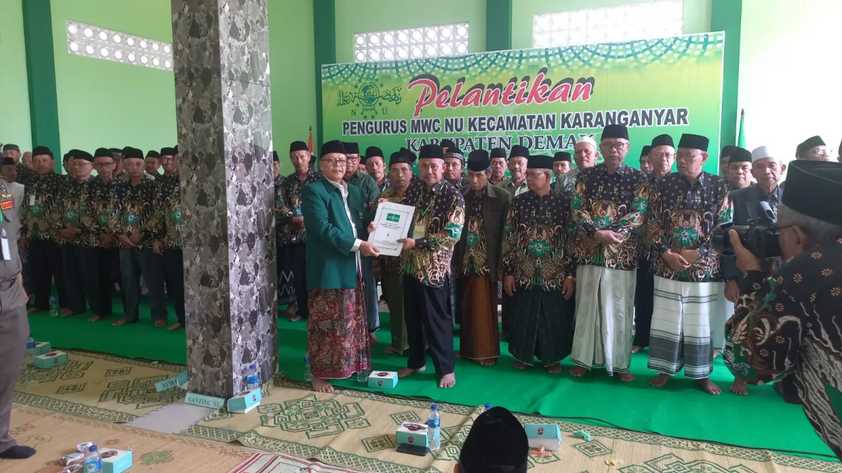 Resmi Dilantik, Ketua MWCNU Karanganyar Ajak Pengurus Maksimal Dalam Berkhidmat