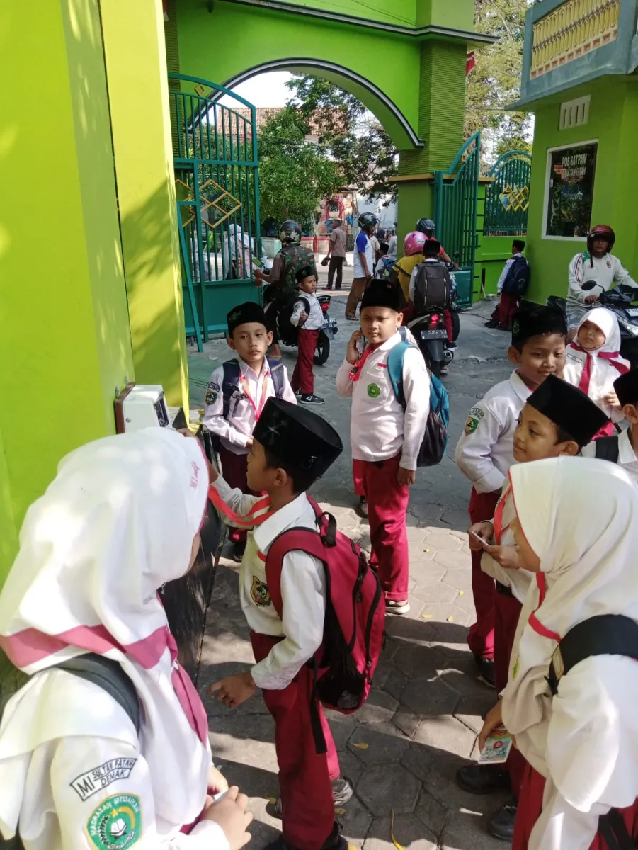 Menuju Madrasah Digital, MI Sultan Fatah  Gandeng BNI dan PT TKI Tingkatkan Layanan