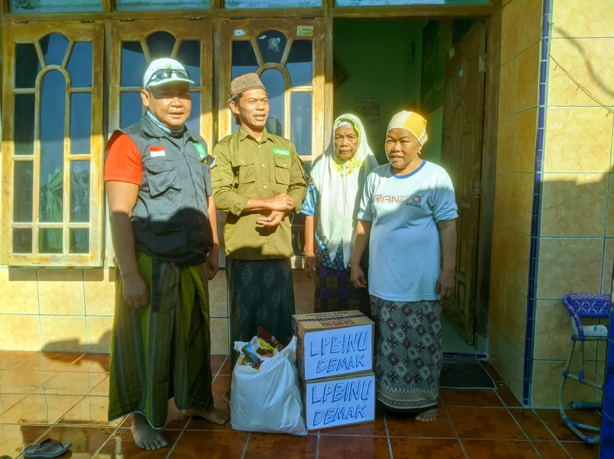 LPBI NU Demak Berikan Bantuan Pasca Bencana Korban Kebakaran