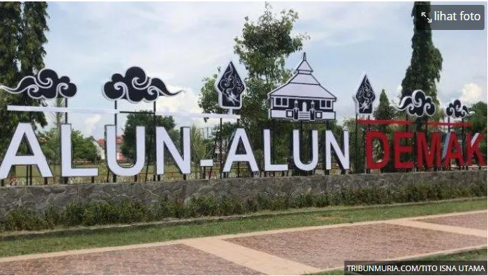 Upacara Hari Santri, Peserta Upacara Di Harapkan Pukul 05.30 Sudah Sampai Di Alun-Alun
