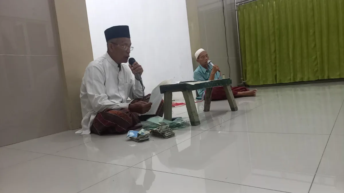 Takmir Mushola Al Jihad Tugu Ngemplik Wetan Gelar Pengajian Selapanan