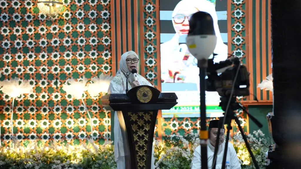 Peringatan Isra’ Mi’raj di Masjid Agung Demak, Bupati Ajak Masyarakat Perkuat Ketakwaan