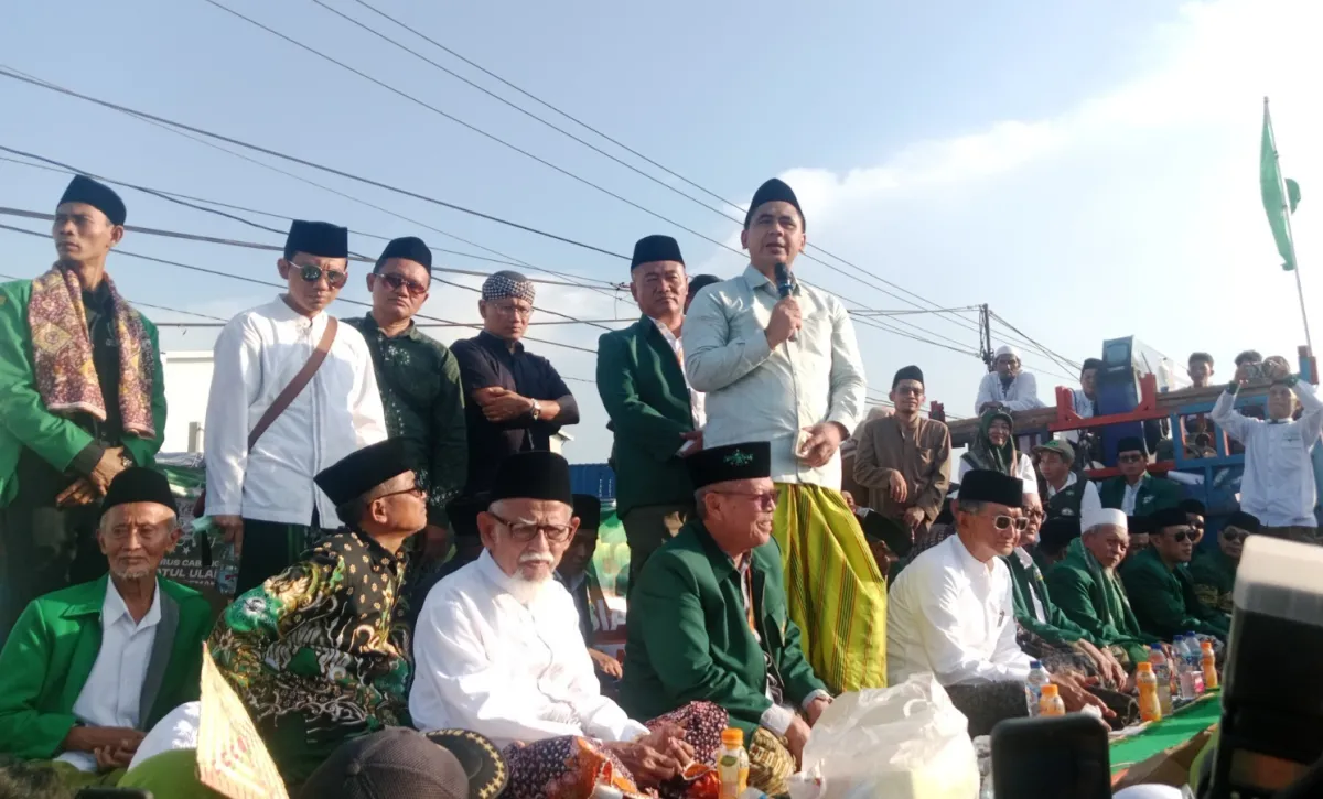 Hadiri Isthigosah, Wagub Taj Yasin Bakal Kawal Penanganan Banjir Rob di Sayung Demak