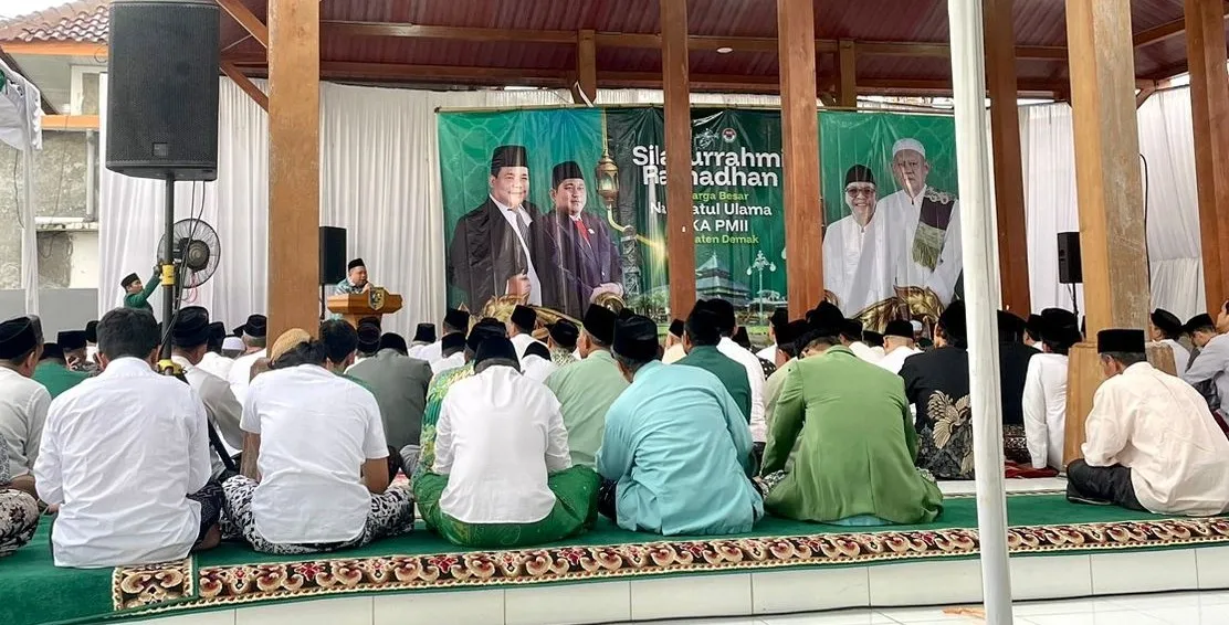Hangatnya Ifthor Kebangsaan: NU, PMII, dan Umaro Kompak Bangun Demak